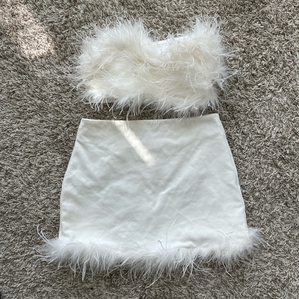 Peppermayo feather two piece set